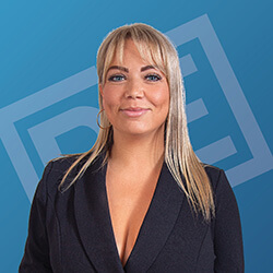 staff member Chantelle