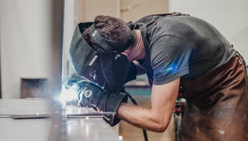 RecruitEasy Welders Required image